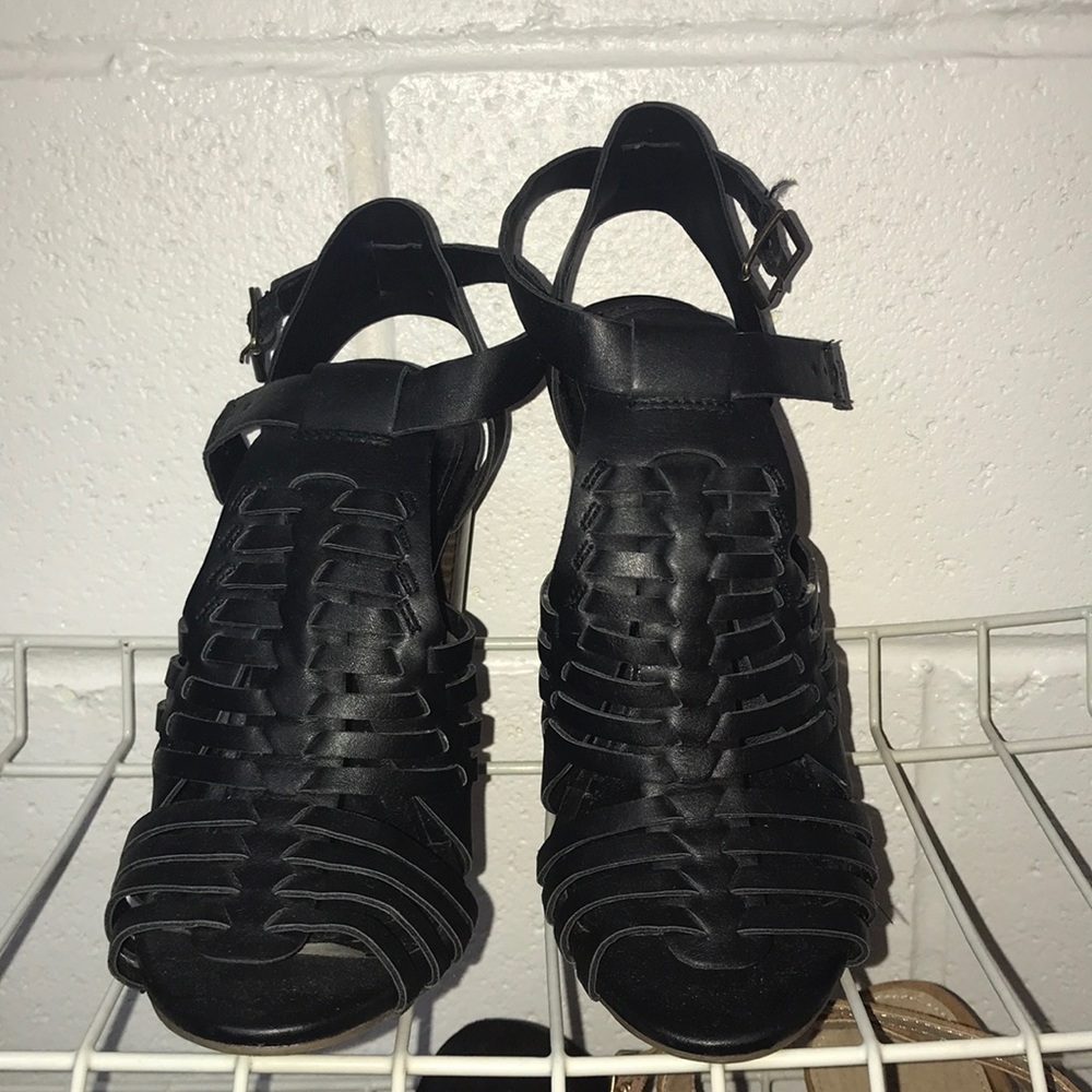 Black strappy thick heels size 8 Charlotte Russe